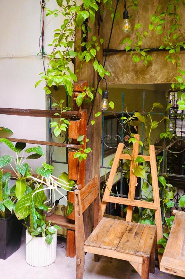 Chu Nhat Cafe & Homestay - 12 Ngo 41 Duong Lang - Co So 1 ฮานอย ภายนอก รูปภาพ
